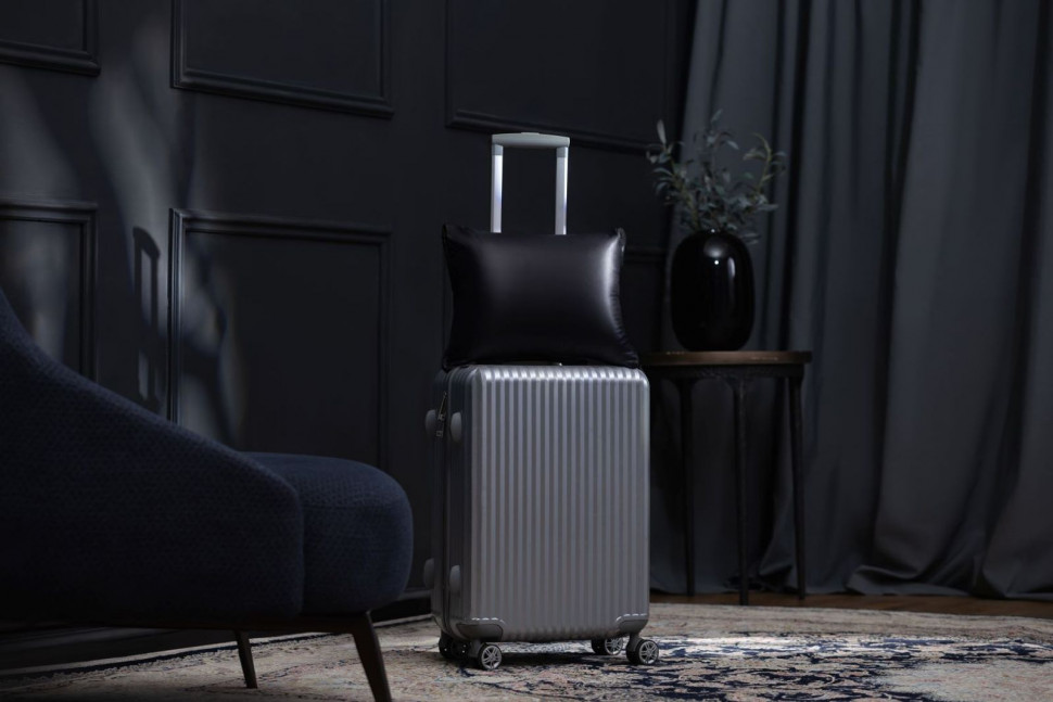 Дорожный плед пуховый Travel Plaid&Pillow Grass Black 140x200