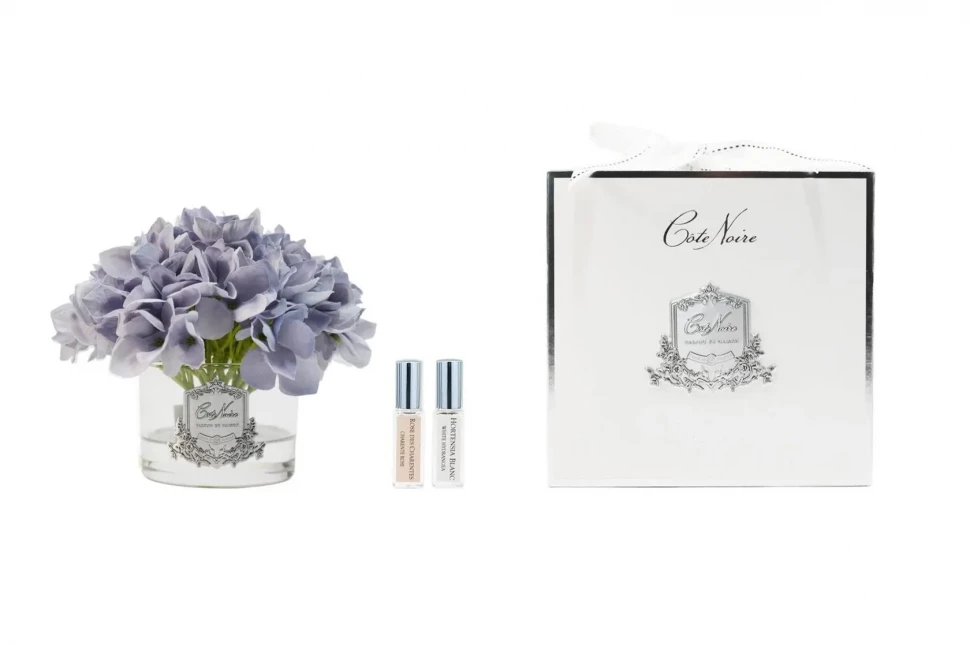 Hydrangeas BlueБукет гортензий, голубой, серебряный декор, 2 спрея по 5 мл