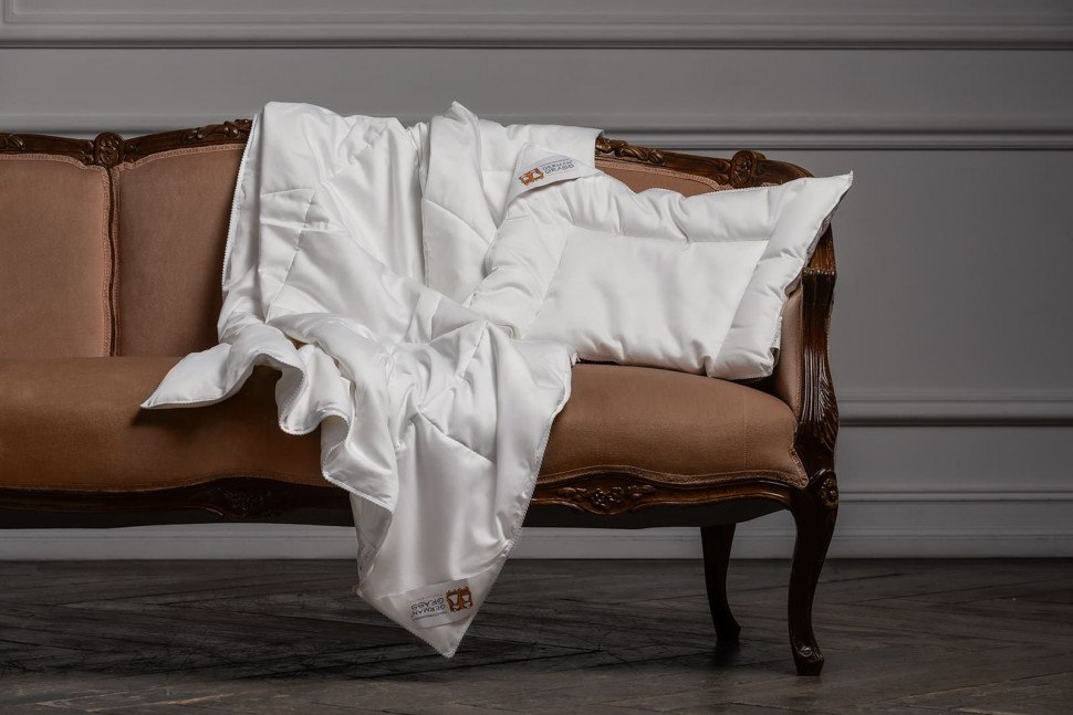 Подушка BABY SILK COCOON низкая 40х60