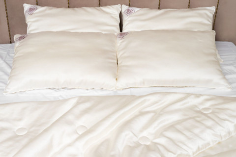 Подушка GREAT SILK GRASS мягкая 50x68