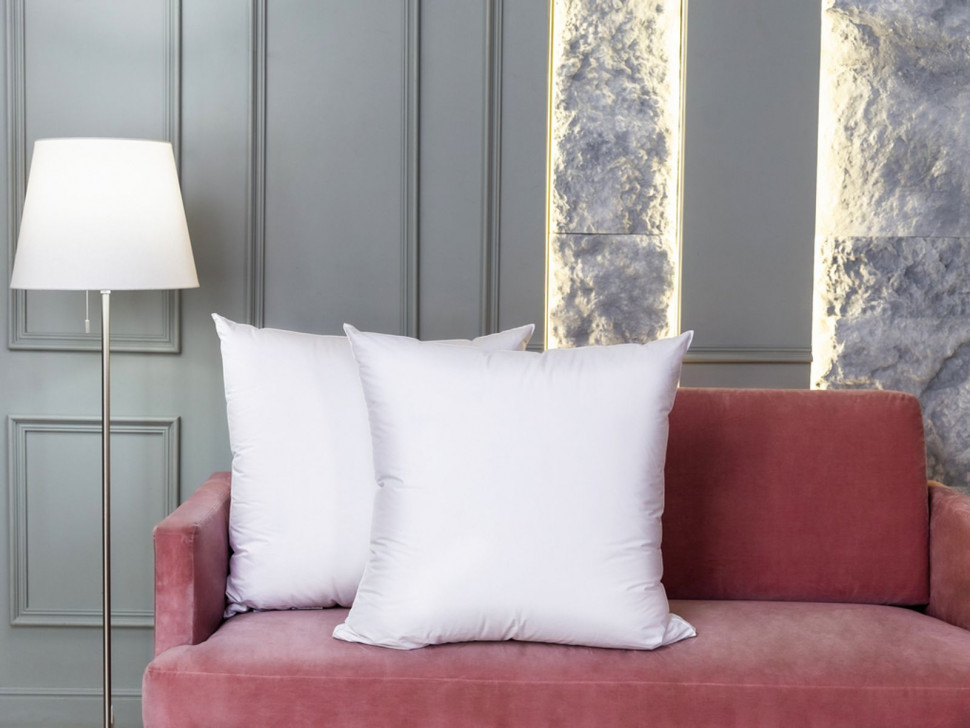 Подушка WHITE FAMILIE DOWN трехкамерная 3D упругая с бортиком 68х68