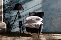 Подушка QUEEN DOWN GRASS средняя с бортиком 68х68