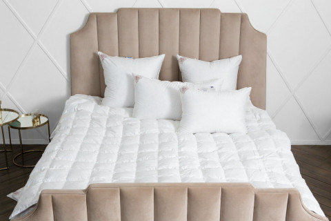 Одеяло SILVER DOWN GRASS всесезонное Light 240x220