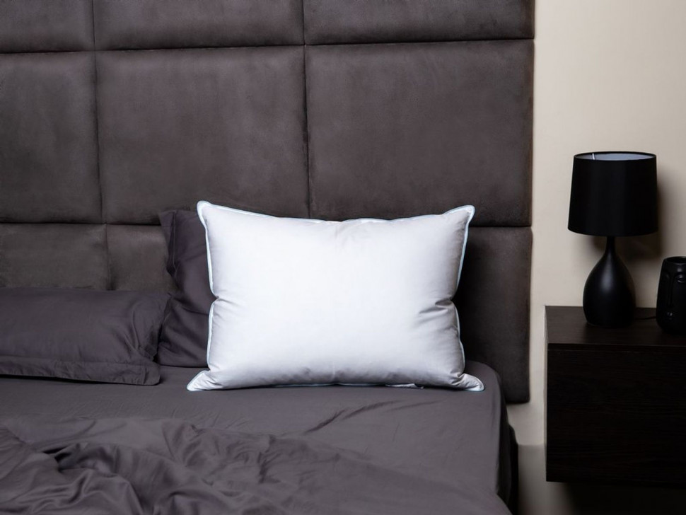 Подушка OPTIMA FAMILIE DOWN средняя 50x68